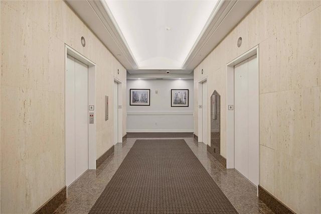 1101 Walnut Street 604, Kansas City, MO 64106