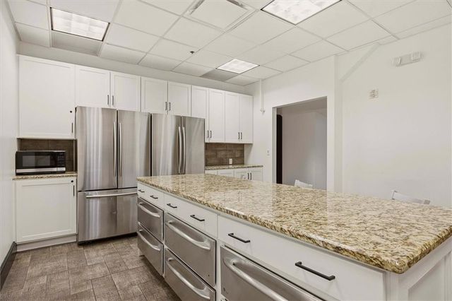 1101 Walnut Street 604, Kansas City, MO 64106