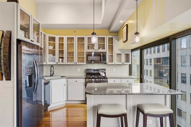 1101 Walnut Street 604, Kansas City, MO 64106