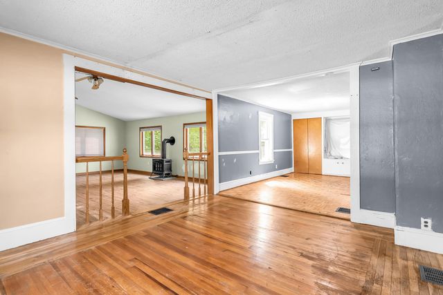 162 Main Street, Plaistow, NH 03865