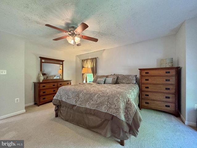 7124 JULIETTE LOW LN, Hughesville, MD 20637