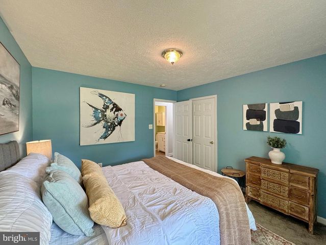 7124 JULIETTE LOW LN, Hughesville, MD 20637