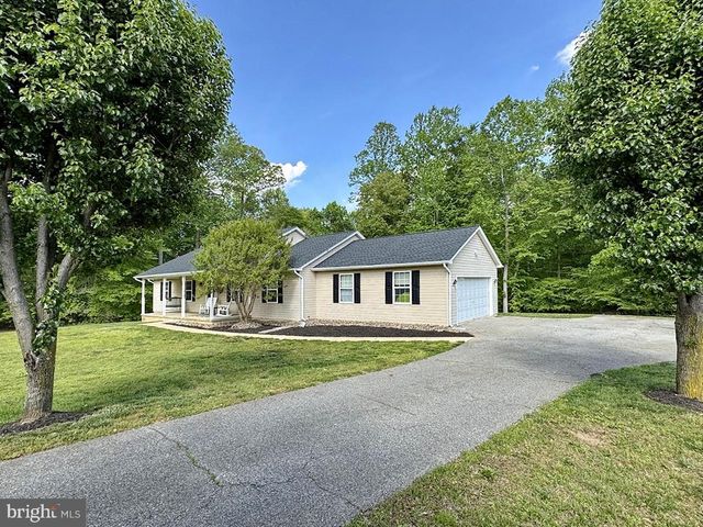 7124 JULIETTE LOW LN, Hughesville, MD 20637