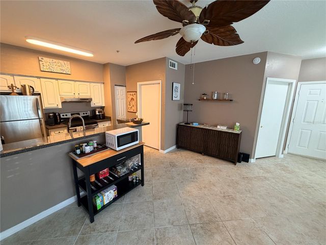 10764 70TH AVENUE 2103, Seminole, FL 33772