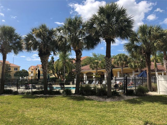 10764 70TH AVENUE 2103, Seminole, FL 33772
