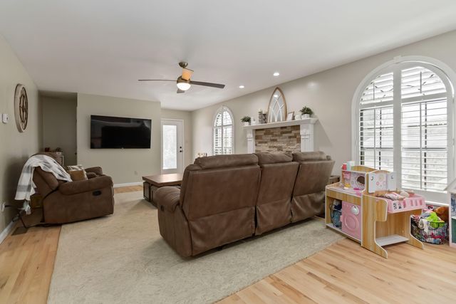 115 Palm Circle, Somerset, KY 42501