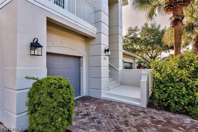 9657 Cypress Hammock CIR 202, Estero, FL 34135