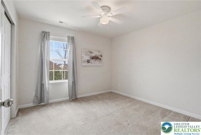 9581 Sleepy Hollow Lane, Upper Macungie Twp, PA 18031