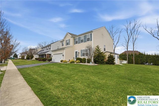 9581 Sleepy Hollow Lane, Upper Macungie Twp, PA 18031