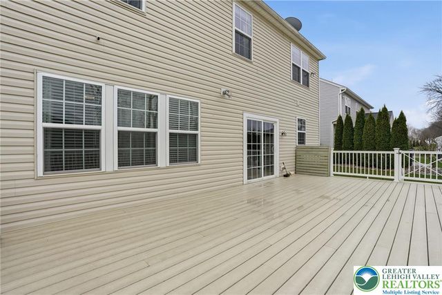 9581 Sleepy Hollow Lane, Upper Macungie Twp, PA 18031