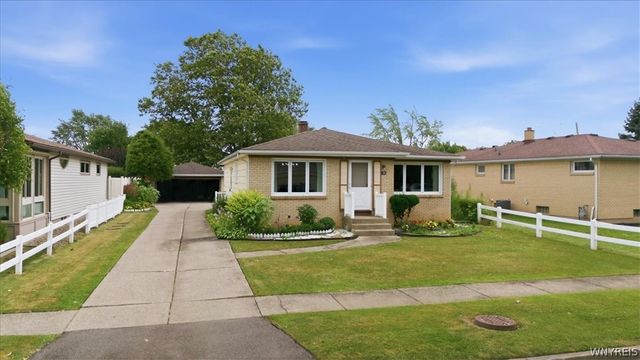 74 Lucy Lane, Cheektowaga, NY 14225