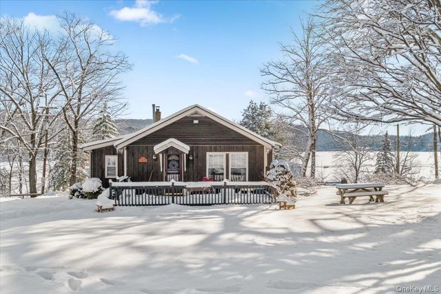 4 Beachway Drive, Holmes, NY 12531