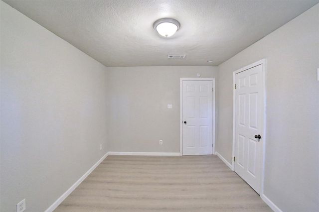 10119 Valley Club Drive, Houston, TX 77078