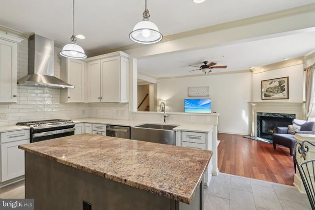509 GUINEVERE DR, Newtown Square, PA 19073