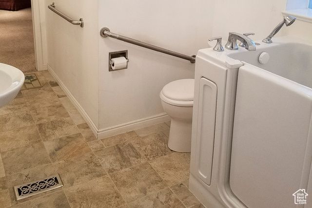 2855 S 1000 ST, Perry, UT 84302