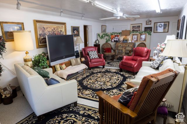 2855 S 1000 ST, Perry, UT 84302