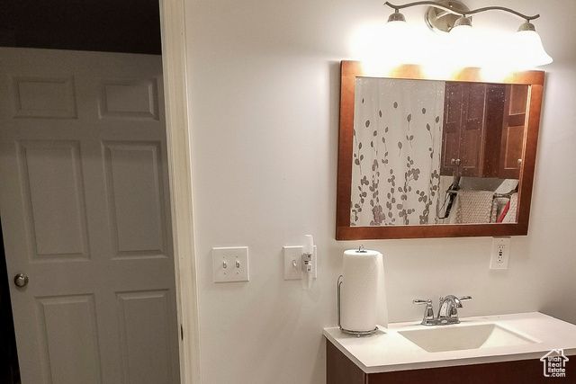 2855 S 1000 ST, Perry, UT 84302