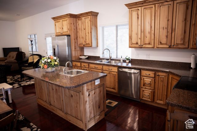 2855 S 1000 ST, Perry, UT 84302