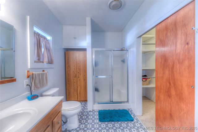 15705 Old Morris Highway, Okmulgee, OK 74447