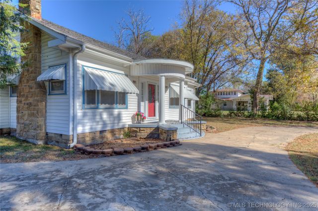 15705 Old Morris Highway, Okmulgee, OK 74447