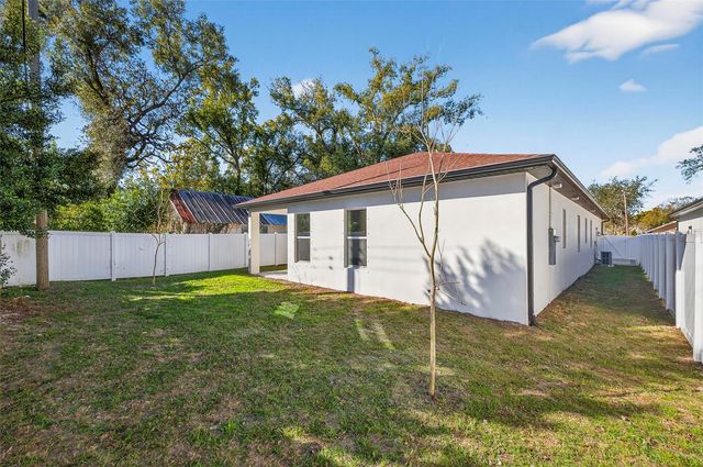 8509 N NEWPORT AVENUE, Tampa, FL 33604