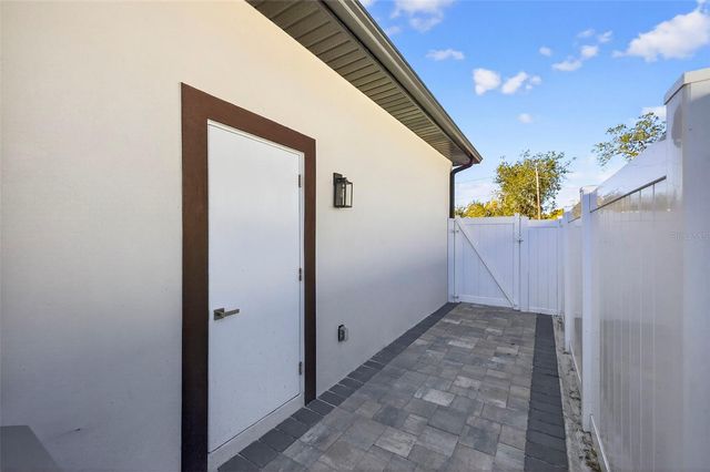 8509 N NEWPORT AVENUE, Tampa, FL 33604