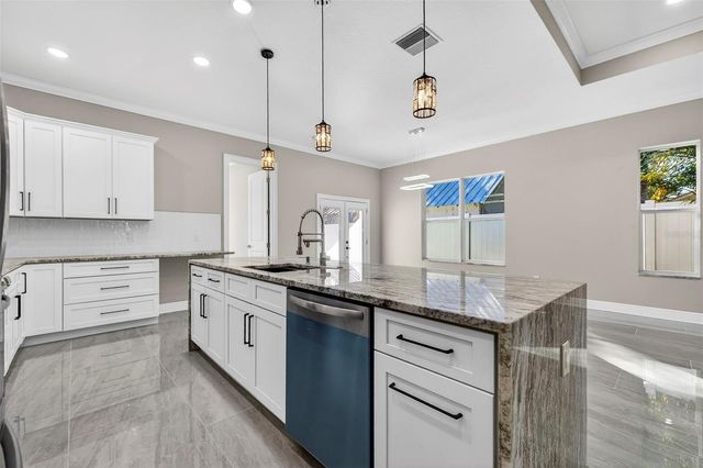 8509 N NEWPORT AVENUE, Tampa, FL 33604