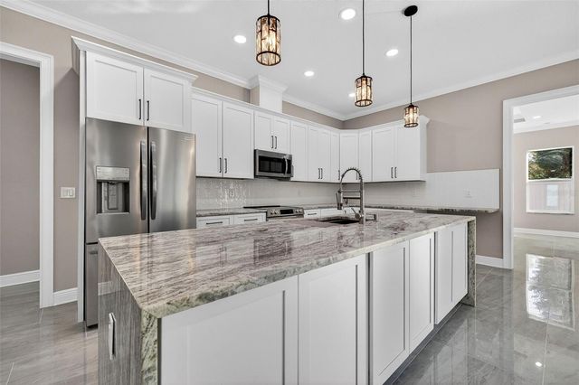 8509 N NEWPORT AVENUE, Tampa, FL 33604