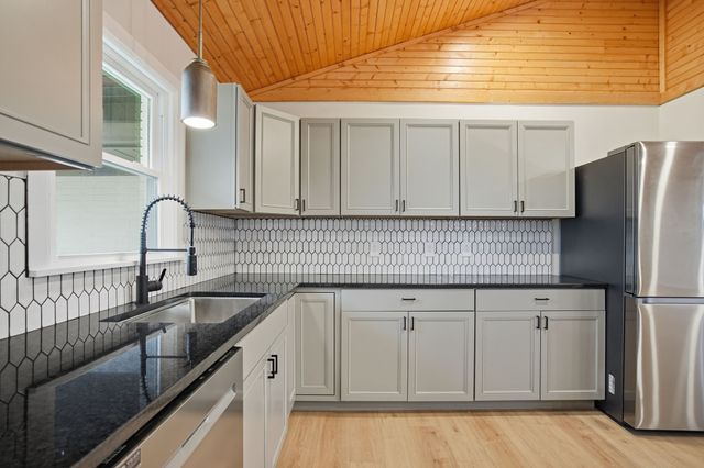 5654 Borthick Rd, Springfield, TN 37172