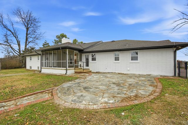 5654 Borthick Rd, Springfield, TN 37172