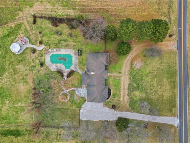 5654 Borthick Rd, Springfield, TN 37172