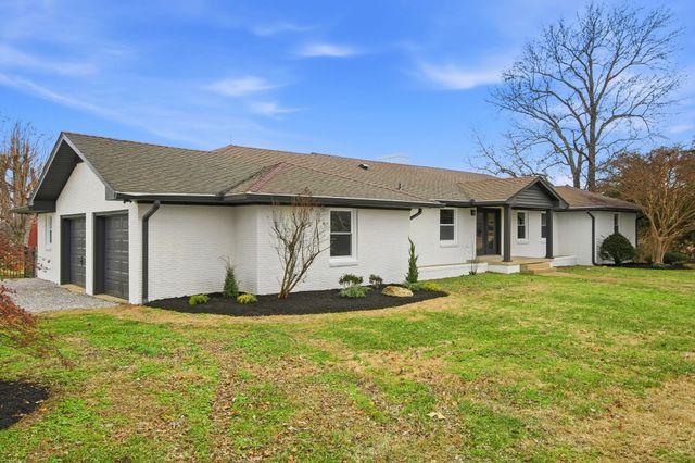 5654 Borthick Rd, Springfield, TN 37172