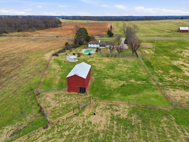 5654 Borthick Rd, Springfield, TN 37172