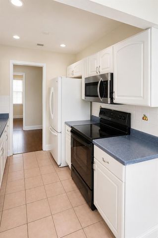 2490 SE Whitehorse Street, Port St. Lucie, FL 34984