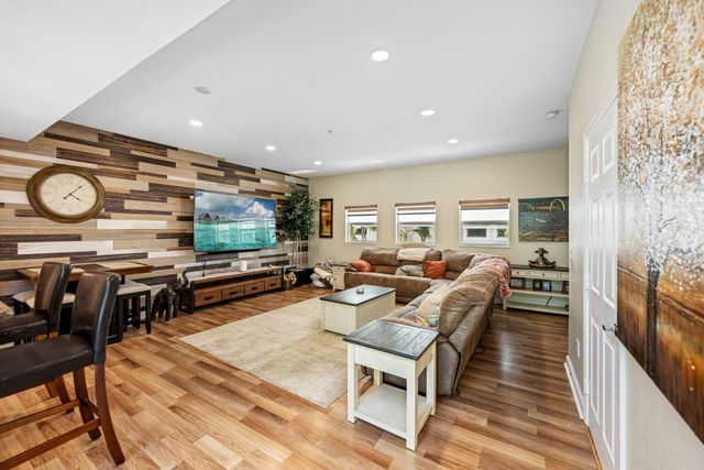 429 NE 1st Street, Pompano Beach, FL 33060