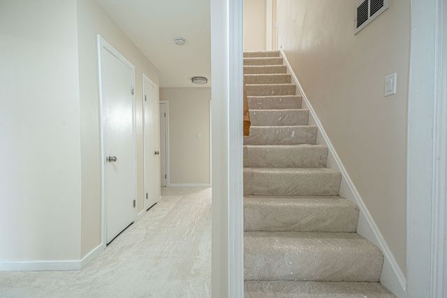 1435 Morrow Rd, Upper St Clair, PA 15241