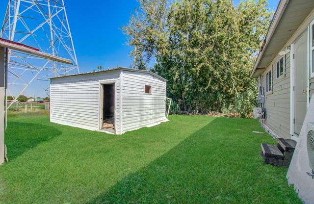 401 Trichelle Street, Pasadena, TX 77506