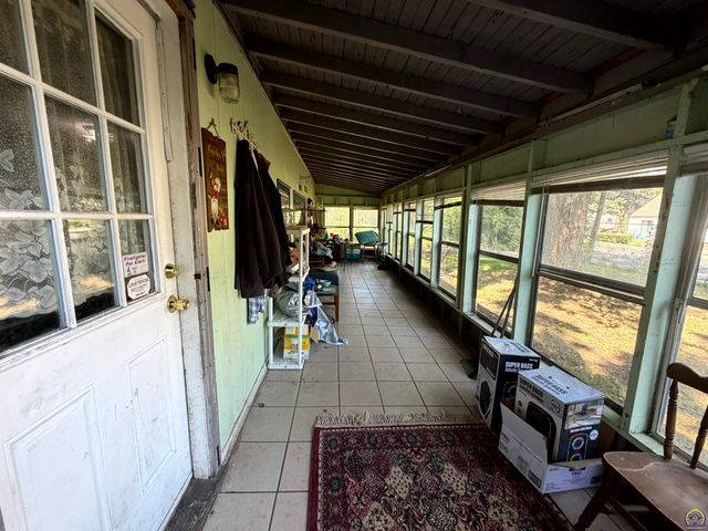 1415 SE 25th ST, Topeka, KS 66605