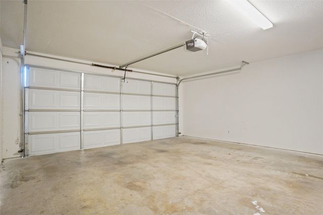 3833 Coates Circle 3839, Benbrook, TX 76116