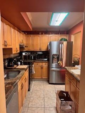 7200 NW 2nd Avenue 87, Boca Raton, FL 33487