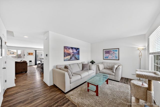 1720 Bayberry Lane, Pingree Grove, IL 60140