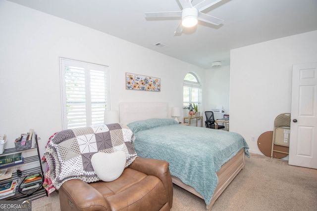 115 Hazelridge Lane, Sharpsburg, GA 30277