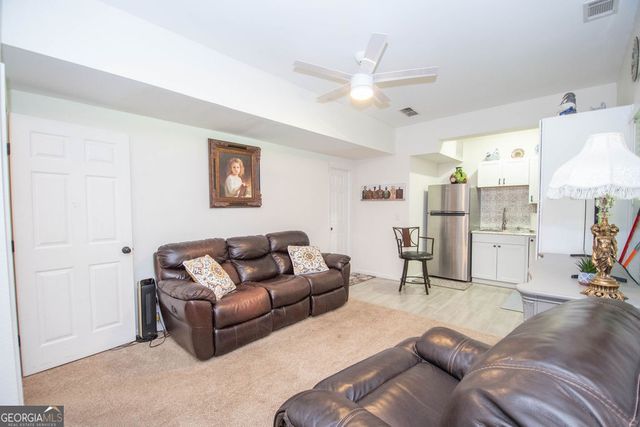 115 Hazelridge Lane, Sharpsburg, GA 30277