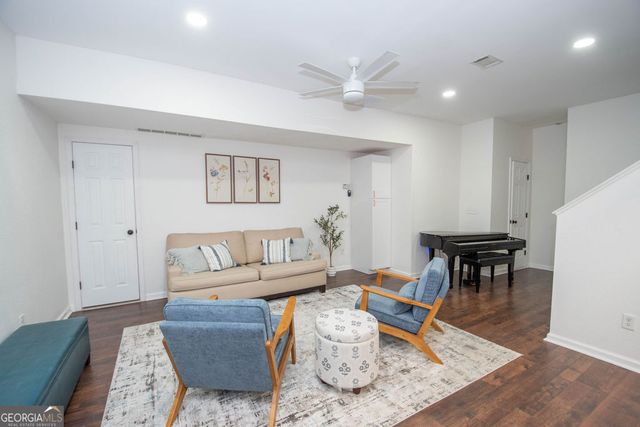 115 Hazelridge Lane, Sharpsburg, GA 30277