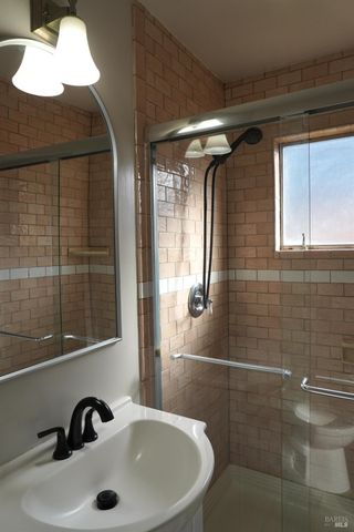 1115 Sereno Dr, Vallejo, CA 94589