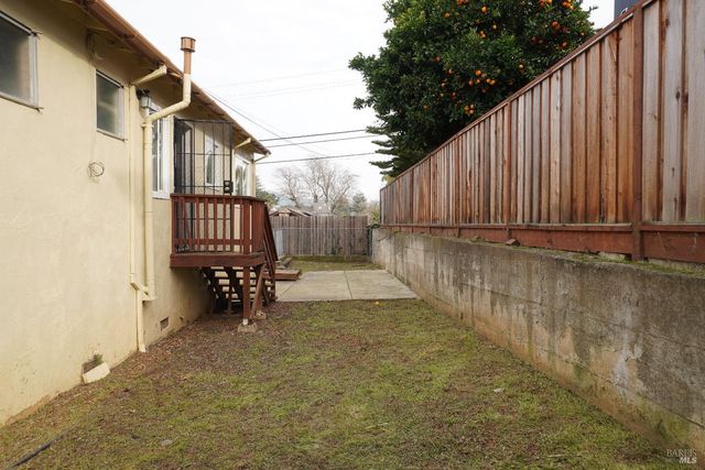 1115 Sereno Dr, Vallejo, CA 94589