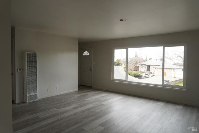 1115 Sereno Dr, Vallejo, CA 94589