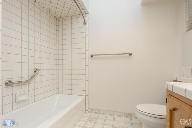 608 Berwick Street, Bakersfield, CA 93311