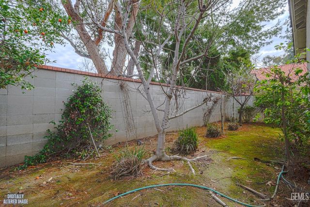 608 Berwick Street, Bakersfield, CA 93311