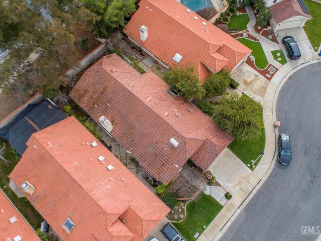 608 Berwick Street, Bakersfield, CA 93311